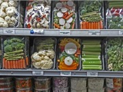 Một cơ sở dữ liệu toàn diện về hóa chất tồn tại trong nhựa